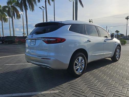 2018 Buick Enclave Essence