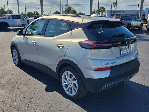 2023 Chevrolet Bolt EUV FWD LT