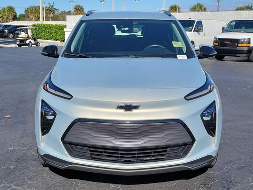 2023 Chevrolet Bolt EUV FWD LT