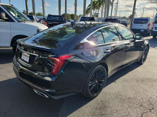 2022 Cadillac CT5 Premium Luxury