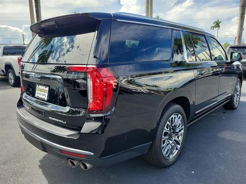 2024 GMC Yukon XL Denali Ultimate