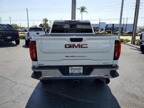 2023 GMC Sierra 2500 SLT