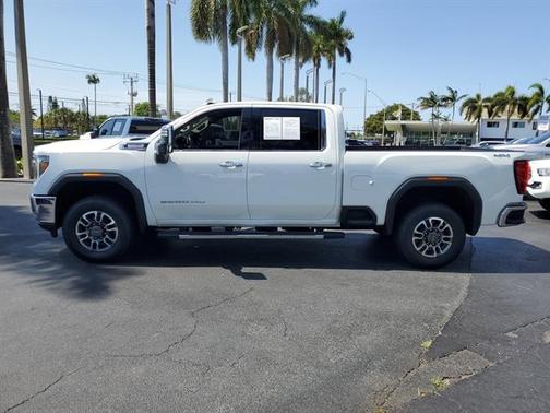 2023 GMC Sierra 2500 SLT