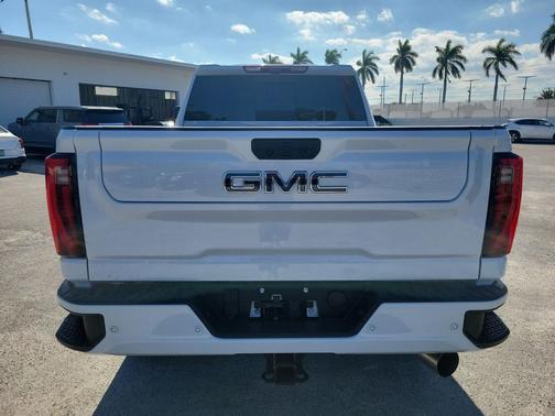 2026 GMC Sierra 2500 Denali Ultimate