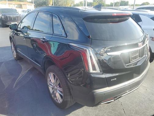 2024 Cadillac XT5 Sport