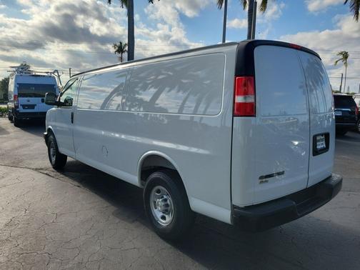 2025 Chevrolet Express 2500 RWD 2500 Extended Wheelbase WT