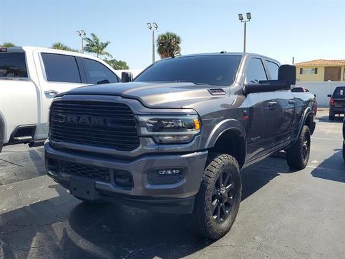2022 RAM 2500 Laramie Crew Cab 4x4 6'4' Box