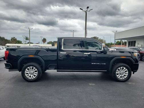 2023 GMC Sierra 2500 Denali