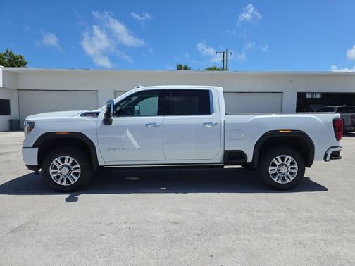 Summit White 2023 GMC Sierra 2500 Denali