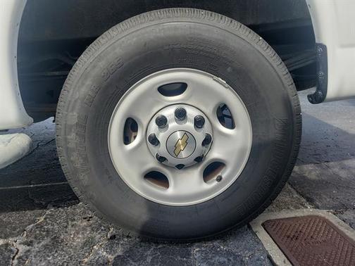 2024 Chevrolet Express 2500 RWD 2500 Regular Wheelbase WT