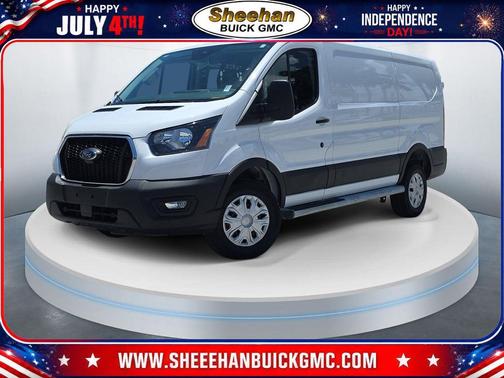 Oxford White 2025 Ford Transit-250 Base