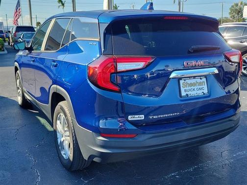 2022 GMC Terrain SLE