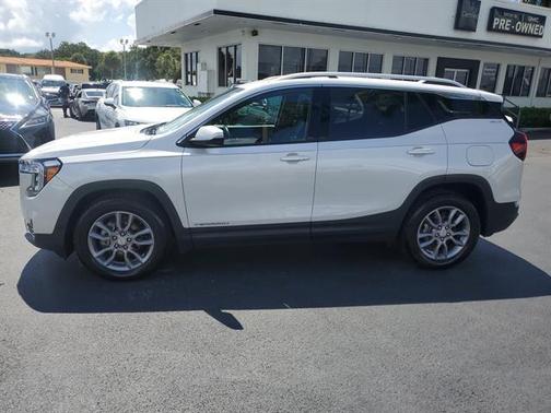 2022 GMC Terrain SLT