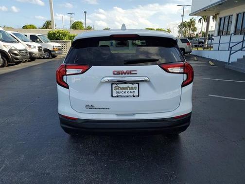 2022 GMC Terrain SLE