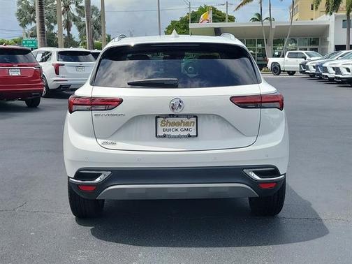 2022 Buick Envision FWD Essence