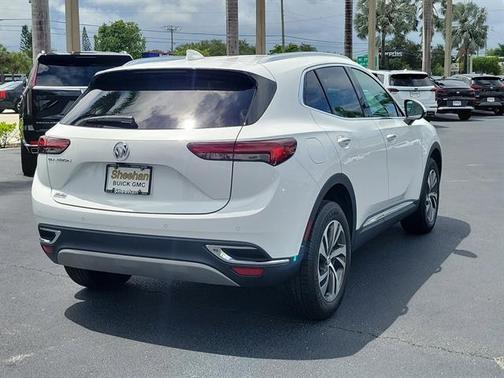2022 Buick Envision FWD Essence
