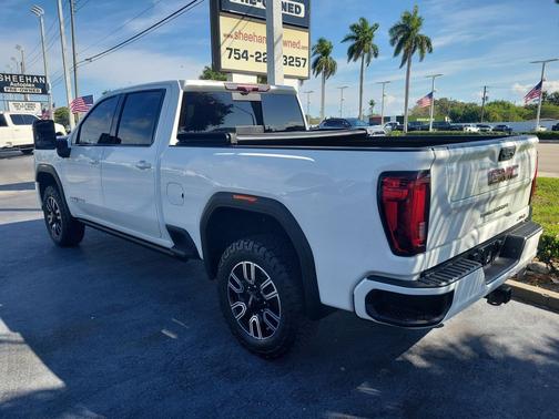 2021 GMC Sierra 2500 AT4