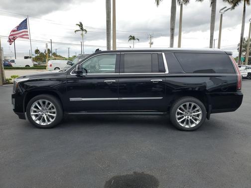 2019 Cadillac Escalade ESV Premium Luxury