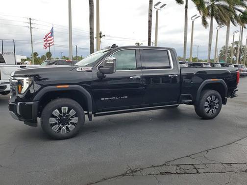 2024 GMC Sierra 2500 Denali