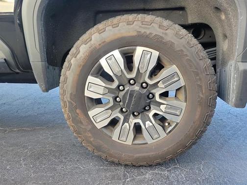 2024 GMC Sierra 2500 Denali