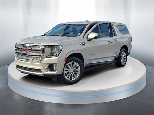2022 GMC Yukon XL SLT