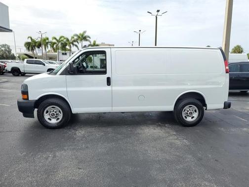 2019 GMC Savana 2500 Work Van