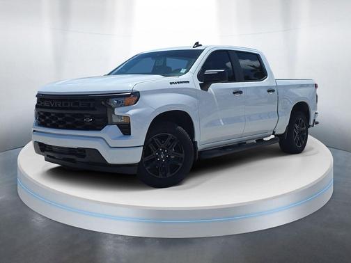 Summit White 2024 Chevrolet Silverado 1500 Custom