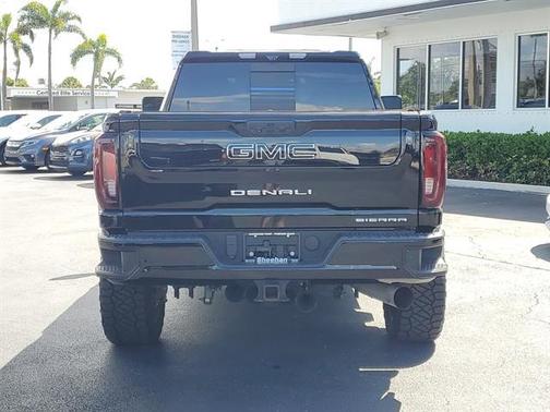 2022 GMC Sierra 2500 Denali