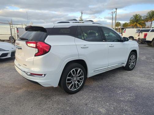 2024 GMC Terrain Denali