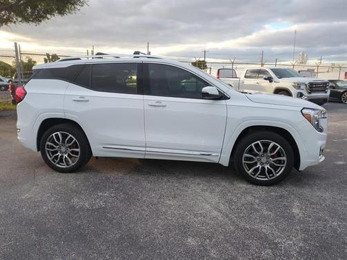 2024 GMC Terrain Denali