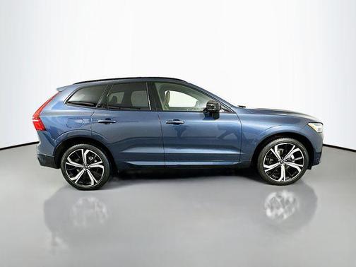 Denim Blue Metallic 2025 Volvo XC60 B5 Ultra