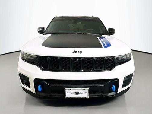 Bright White Clearcoat 2022 Jeep Grand Cherokee 4xe Trailhawk