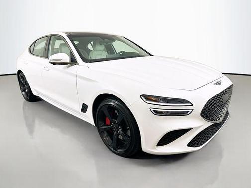 Uyuni White 2026 Genesis G70 3.3T AWD Sport Prestige