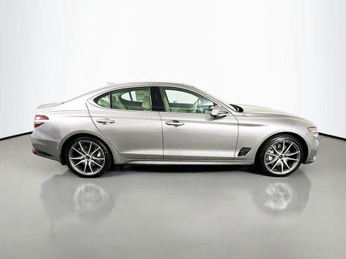 2026 Genesis G70 2.5T RWD Prestige