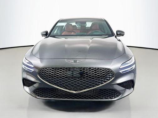 Makalu Gray 2026 Genesis G70 3.3T RWD Sport Prestige