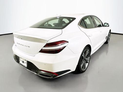2025 Genesis G70 2.5T RWD