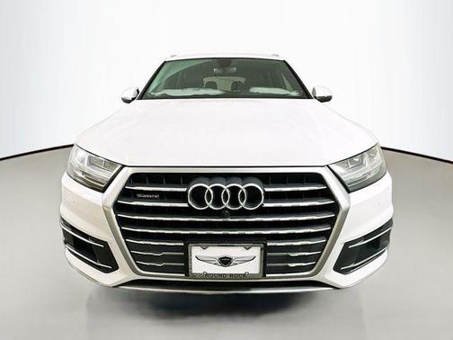 2019 Audi Q7 45 Premium Plus