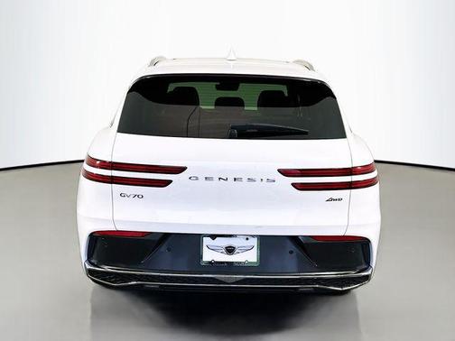 White 2026 Genesis GV70 2.5T Advanced