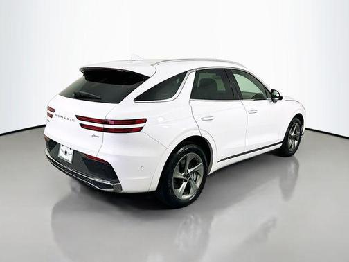 White 2026 Genesis GV70 2.5T Advanced