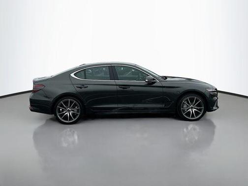 2025 Genesis G70 2.5T AWD