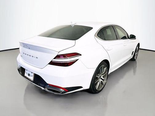 2026 Genesis G70 2.5T RWD