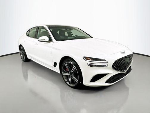 2025 Genesis G70 2.5T RWD