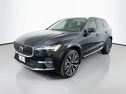 2022 Volvo XC60 Recharge Plug-In Hybrid T8 Inscription