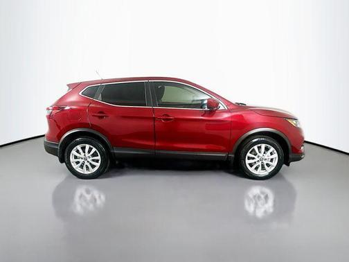 2022 Nissan Rogue Sport S