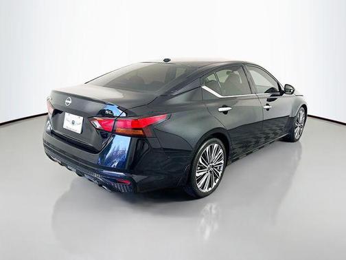 2024 Nissan Altima 2.5 SL