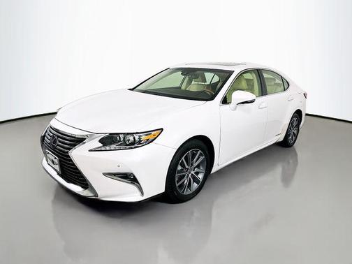 2018 Lexus ES 300h Base