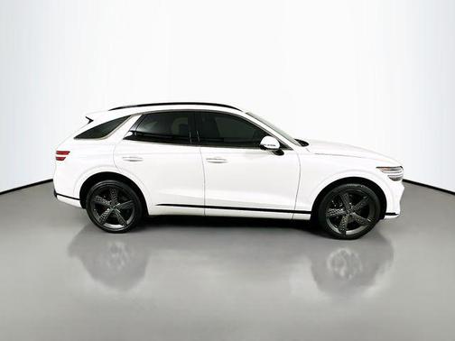 White 2023 Genesis GV70 2.5T AWD