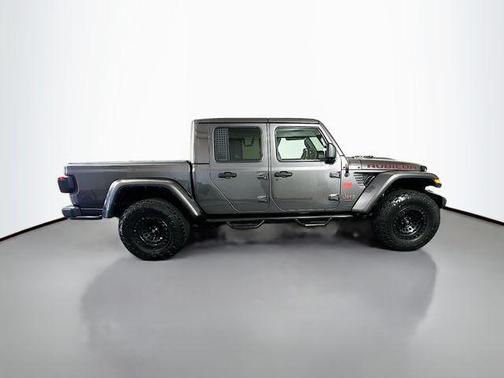Crystal Metallic 2022 Jeep Gladiator Rubicon