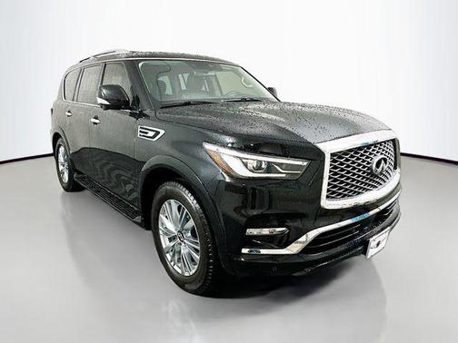 2021 INFINITI QX80 Luxe