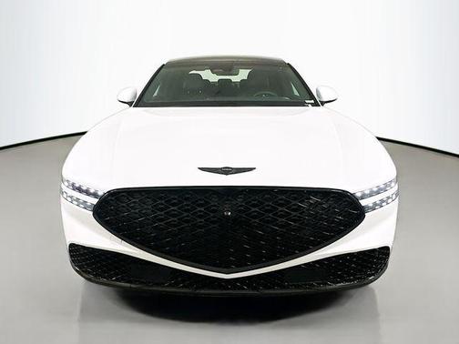 Uyuni White 2026 Genesis G90 3.5T E-SC Prestige Black AWD